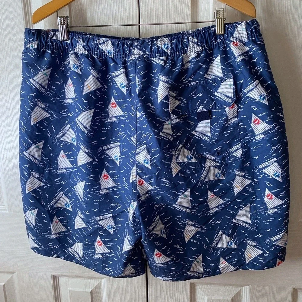 vineyard vines Blue Sailboat Whale Printed Lined 7